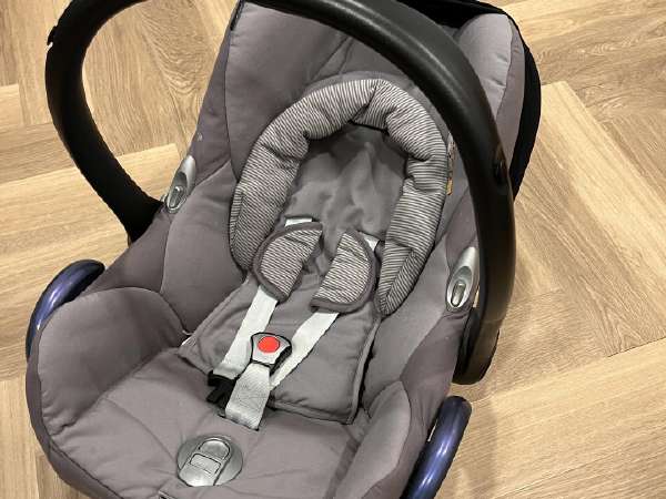 Maxi cosi pebble outlet plus kaina