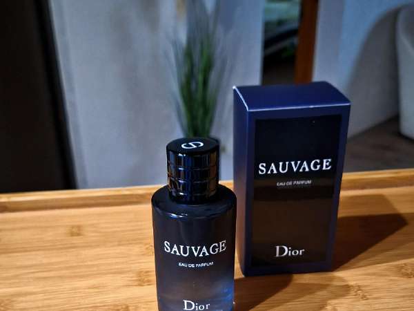 Sauvage hotsell dior kvepalai