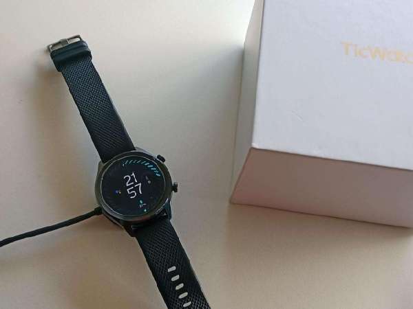 Ticwatch e2 online kaina