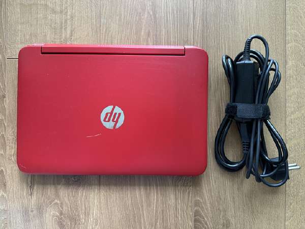 HP high quality Pavilion x360 Touch-Screen Laptop