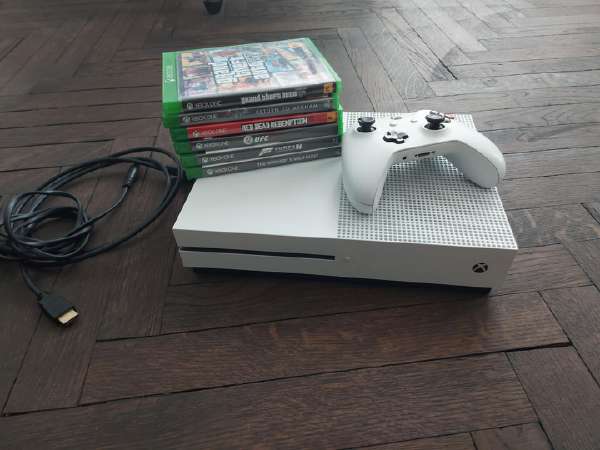 Microsoft Xbox One S White 500 GB Console hotsell p/r