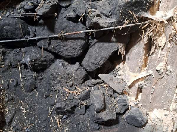 Akmens Anglis / Kietas kuras - Skelbiu.lt