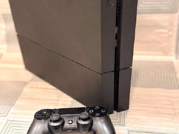 PlayStation4 - kakeruSONY PlayStation4 CUH-2000B01 Sony PlayStation4 PS4 CUH-2000 2100 2200 Black Slim Console