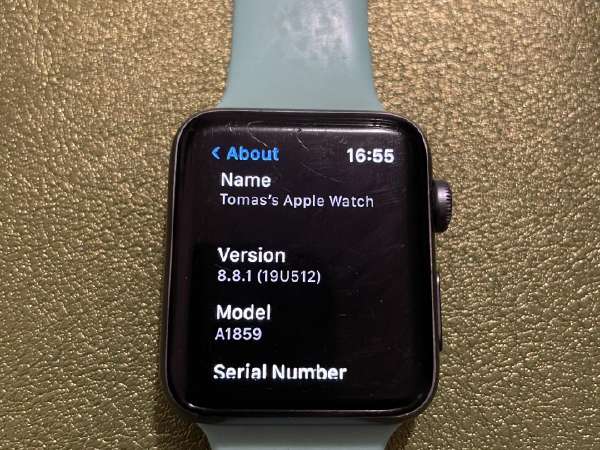 Iwatch series 3 top