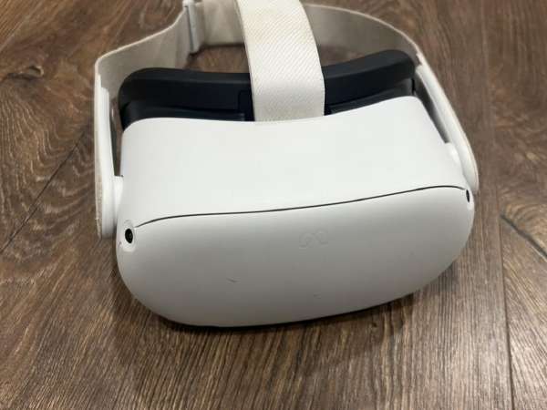  Quest2　64GB Oculus Quest 2 64GB Standalone All-in-One VR Headset KW49CM