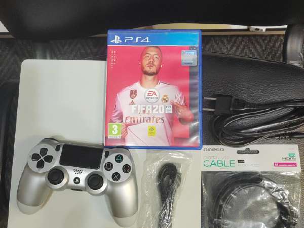PlayStation4 - SONY PlayStation4 本体 CUH-2100AB01 ＋apex Amazon.co.jp: PlayStation 4 ジェット・ブラック 500GB (CUH