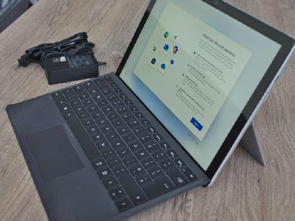 microsoft surface pro 7 skelbimai - Skelbiu.lt