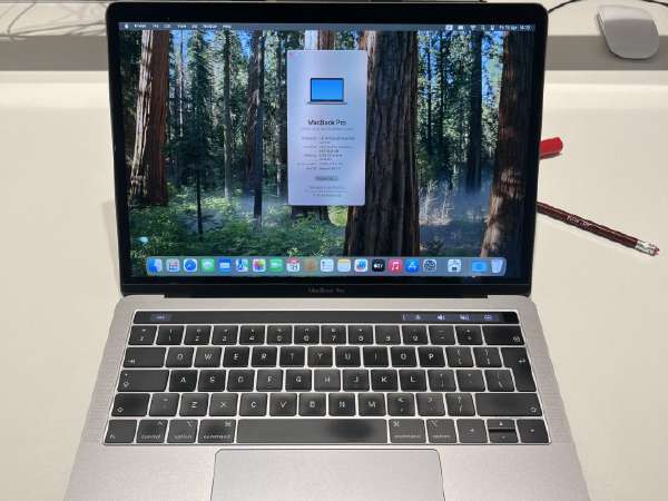 MacBook Pro 2019 Core i5 8Gb 128Gb 13インチ MacBook Pro 13 インチ (2019) スペースグレイ - Core i5 1.4