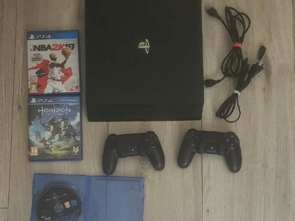Amazon.co.jp: PlayStation 4 Pro グレイシャー・ホワイト 1TB