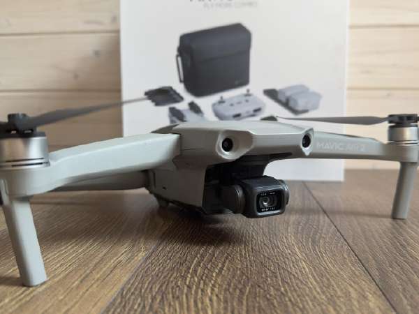 【Rio】DJI MAVIC AIR FLY MORE COMBO DJI Mavic Air Combo Arctic white drone