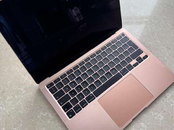 MacBook本体 MacBook Air (Retina, 13-inch, 2018) 71ThJFKhOML._AC_SY200_QL15_.jpg