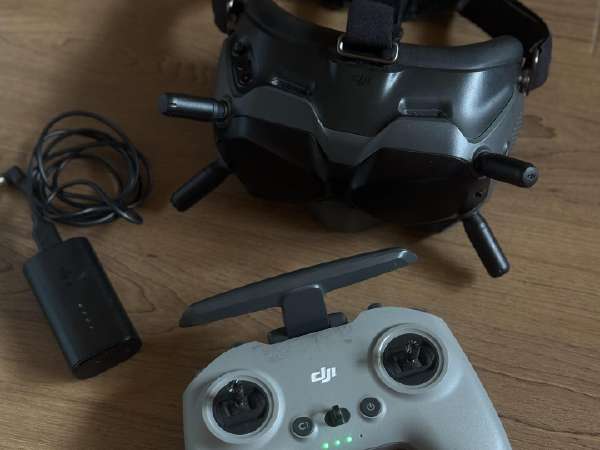 ホビーラジコン DJI FPV REMOTE CONTROLLER2 DJI FPV リモート コントローラー 2 - DJI FPV ゴーグル V2