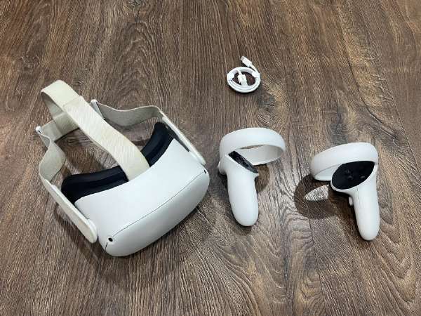 その他 Ocurus Quest2 64GB Meta (Oculus) Quest 2 64GB White - US