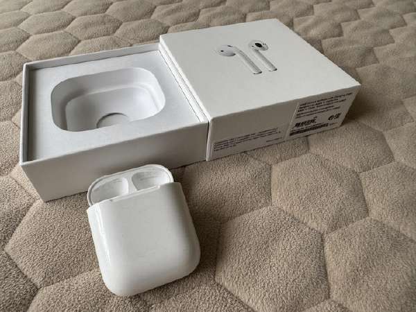 AirPods with Wireless Charging Case+革ケース J＆C SUPPLYオリジナルブランド「AirPods Pro case（本革