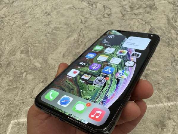 iPhone - iPhone XS 64 GB 黒 iPhone XS｜価格比較・最新情報 - 価格.com