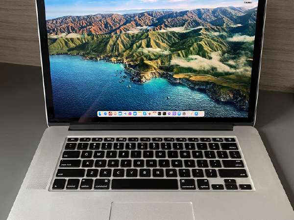 Apple - Mac Pro（Late 2013）256GB/12GB〈ME253J/A〉④ Apple Mac Pro Late 2013 ME253LL/A 3.7GHz Quad-Core 12GB RAM