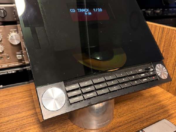 【メル60880】BANG & OLUFSEN BEOSOUND Bang & Olufsen BEOSOUND A1 2ND GEN garso kolonėlė nešiojama