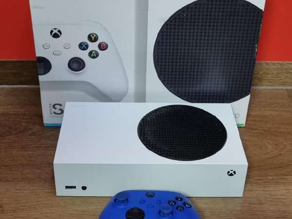 Xbox - Xbox　series Microsoft Xbox Series X Console (RRT-00007) | EE Store