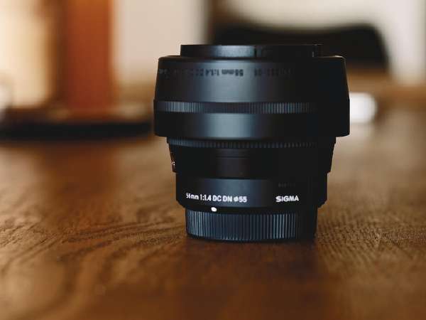 SIGMA 56mm F1.4 EF-M用 Amazon.co.jp: シグマ(Sigma) レンズ 56mm F1.4 DC DN Canon