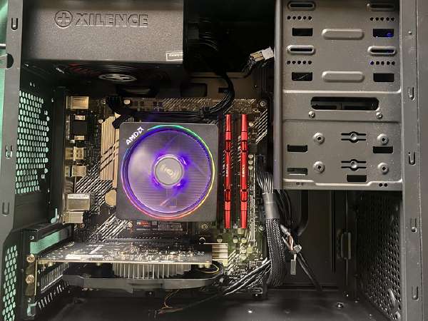 中古 AMD Ryzen 7 3700X CPU AMD Ryzen 7 3700X (3.6GHz, 8 Cores, Socket AM4) - 100