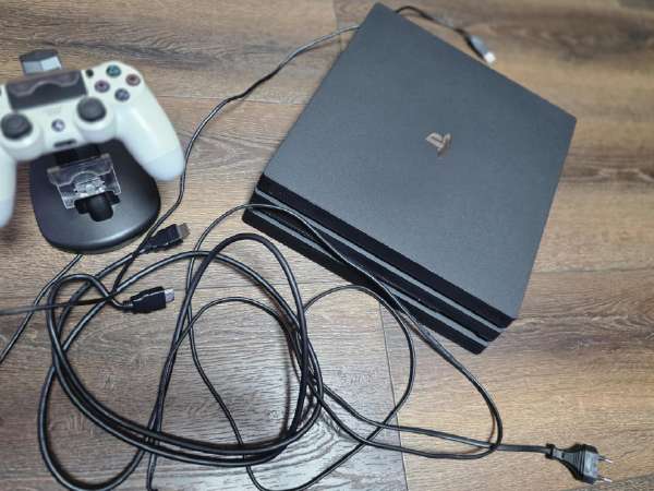 PlayStation4　Pro PS4 Pro | Πιο γρήγορο, πιο ισχυρό και με παιχνίδια 4K