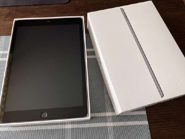 iPad本体 Ipad gen8 128gb Apple iPad (Gen 8) Wi-Fi 128 GB Silver - Tablet computer