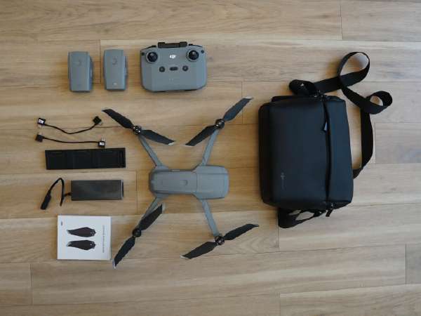 DJI MaVIC AIR2 Fly more combo 美品 Amazon.com: DJI Mavic Air 2 Fly More Combo - Drone