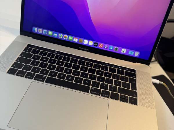 apple macbook pro 15 2018 skelbimai - Skelbiu.lt
