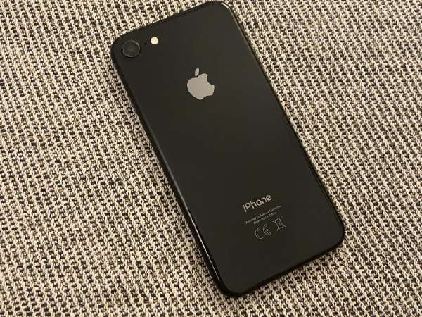 iPhone - 【B】iPhone 8/64GB/352998098675514 iPhone 8 – 64GB – Space Grey – Grade B – IncTablet UK