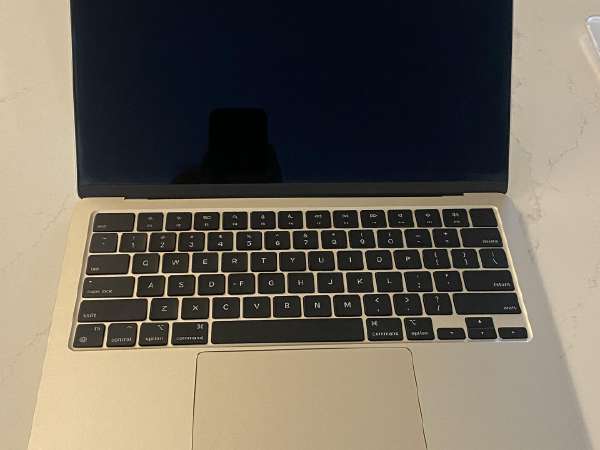 MacBook本体 MacBookAir 2022 Refurbished MacBook Air 13-inch M2 8-core (Midnight, 2022