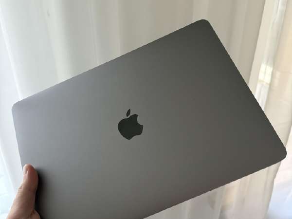 Macbook Pro 13インチ 2020 256GB Amazon.co.jp: 【整備済み品】 Apple MacBook Pro M1 2020(13