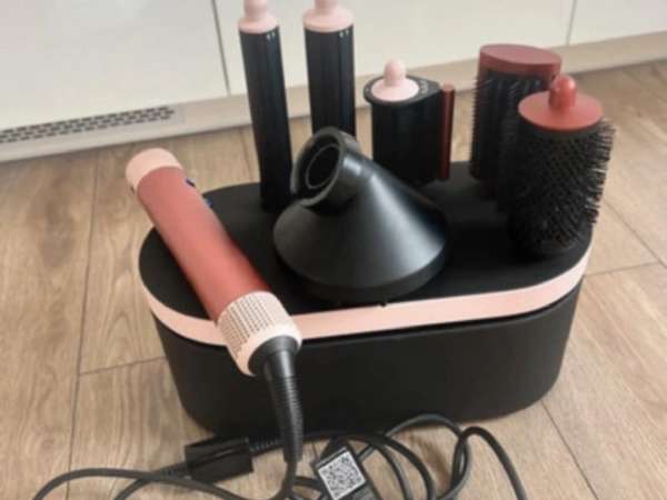 ✨程度良好❗️Dyson Airwrap✨ Dyson Airwrap™ multi-styler and dryer Complete Long Fuchsia