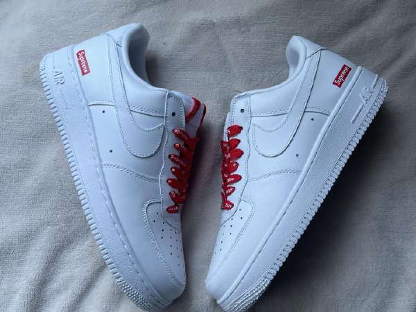 Supreme × Nike Air Force 1 Low 26.5cm Nike Air Force 1 Low Supreme Black