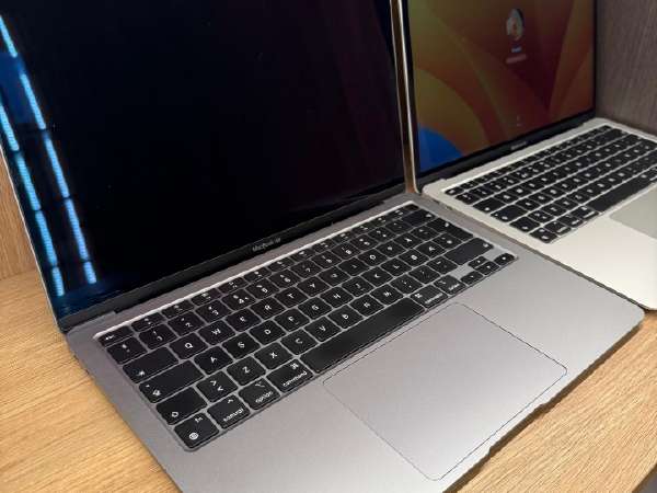 MacBook本体 M1 Macbook air 256GB 8GB Apple MacBook Air M1 Chip 256GB SSD 8GB 13.3
