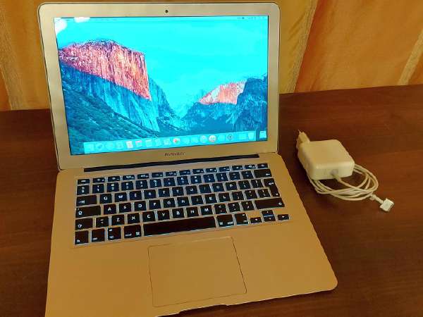 MacBook本体 MacBook Air 13 A1466 MacBook Air (13-inch, Early 2014) - 技術仕様 - Apple サポート (日本)