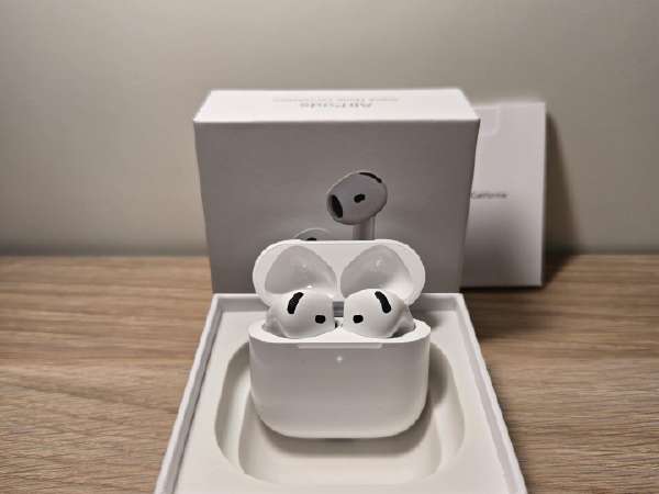 AirPods 4（ANC） Buy AirPods 4 with Active Noise Cancellation - Apple (UK)