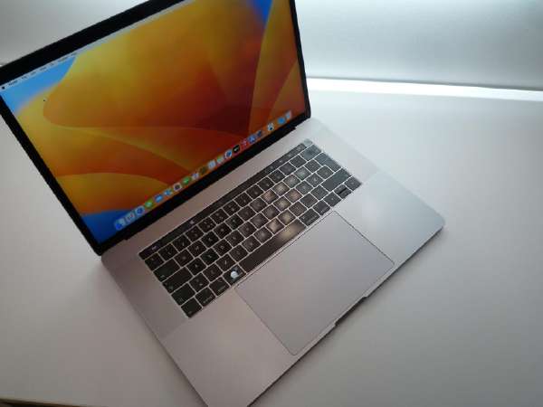 macbook pro 15 2018 skelbimai - Skelbiu.lt