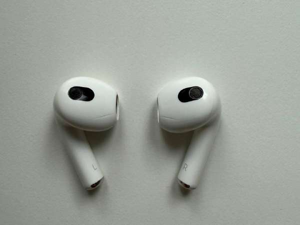 airpods charging case skelbimai - Skelbiu.lt