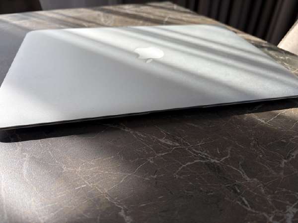 【ジャンク】Apple MacBook Air(13-inch,2017） macbook air 13 2017 skelbimai - Skelbiu.lt