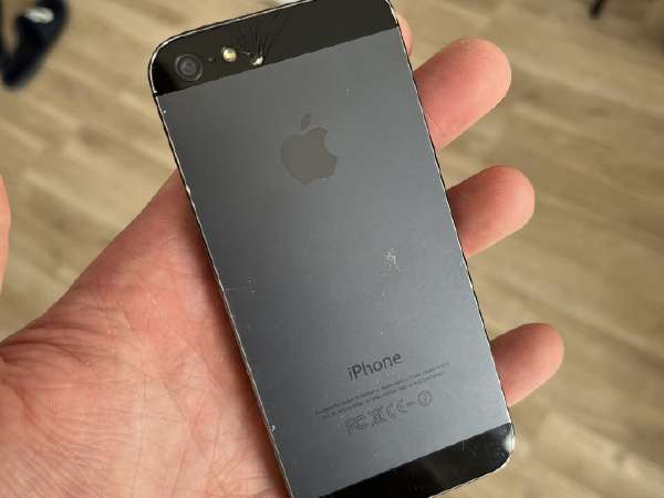 5個セット・iPhone5s・iPhone5・iPhone4・iPad2 iPhone 5S 32GB Silver ME436 kaina tik 549 €