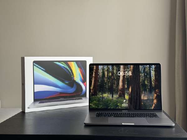 MT-MacBook Pro 16インチCore i9/32GB/1TB 16インチMacBook Pro 2.4GHz 8コアIntel Core i9 Retinaディスプレイ
