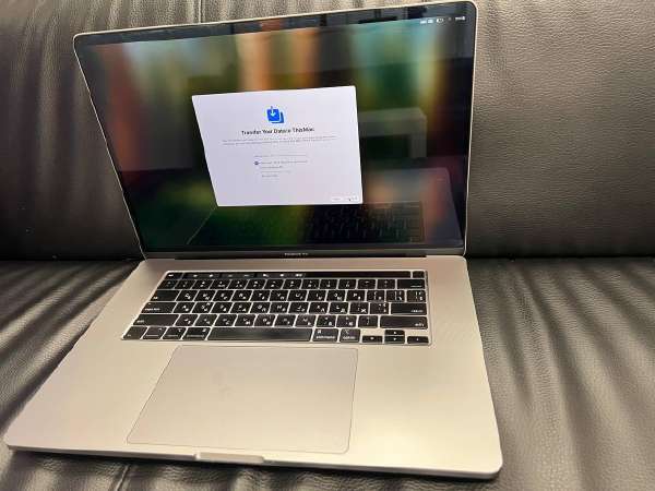 2022年OS】MacBook Pro i7／16GB／512G／Office macbook pro i7 16gb skelbimai - Skelbiu.lt