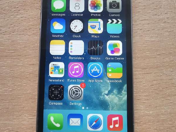 5個セット・iPhone5s・iPhone5・iPhone4・iPad2 Apple iPhone 5s - 16GB, 32GB, 64GB - ALL COLORS Unlocked/AT&T/T