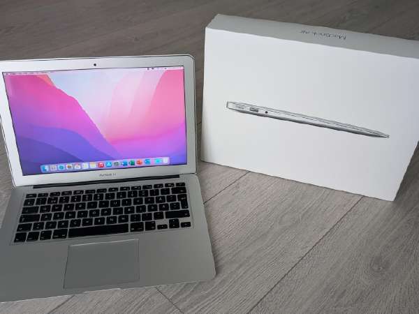 MacBook本体 MacBook Air 13 A1466 MacBook Air (13-inch, Early 2014) - 技術仕様 - Apple サポート (日本)