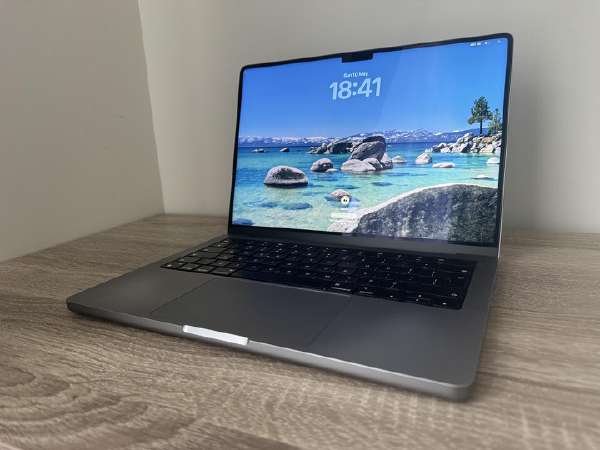 M1 MacBook Pro 2021 16GB 2TB US配列 Amazon.co.jp: 【整備済み品】 Apple MacBook Pro 2021 (16インチ,16GB