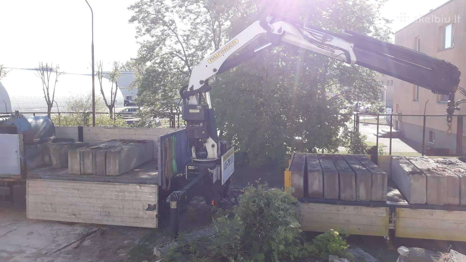 Manipuliatoriaus paslaugos,krovinių pervežimas