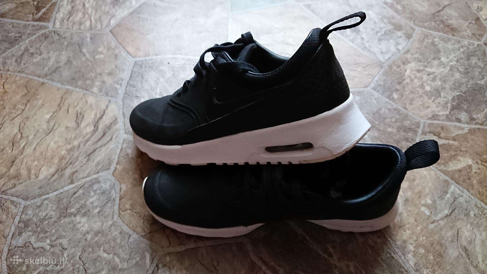 air max thea leather