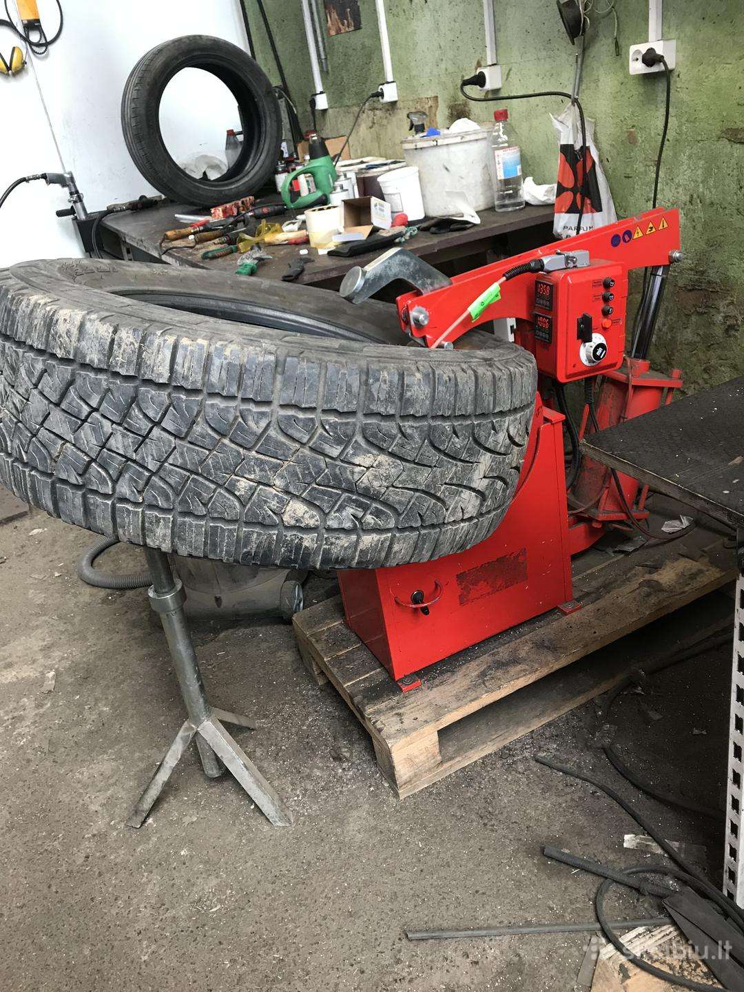 Continental, summer 225/50 R17