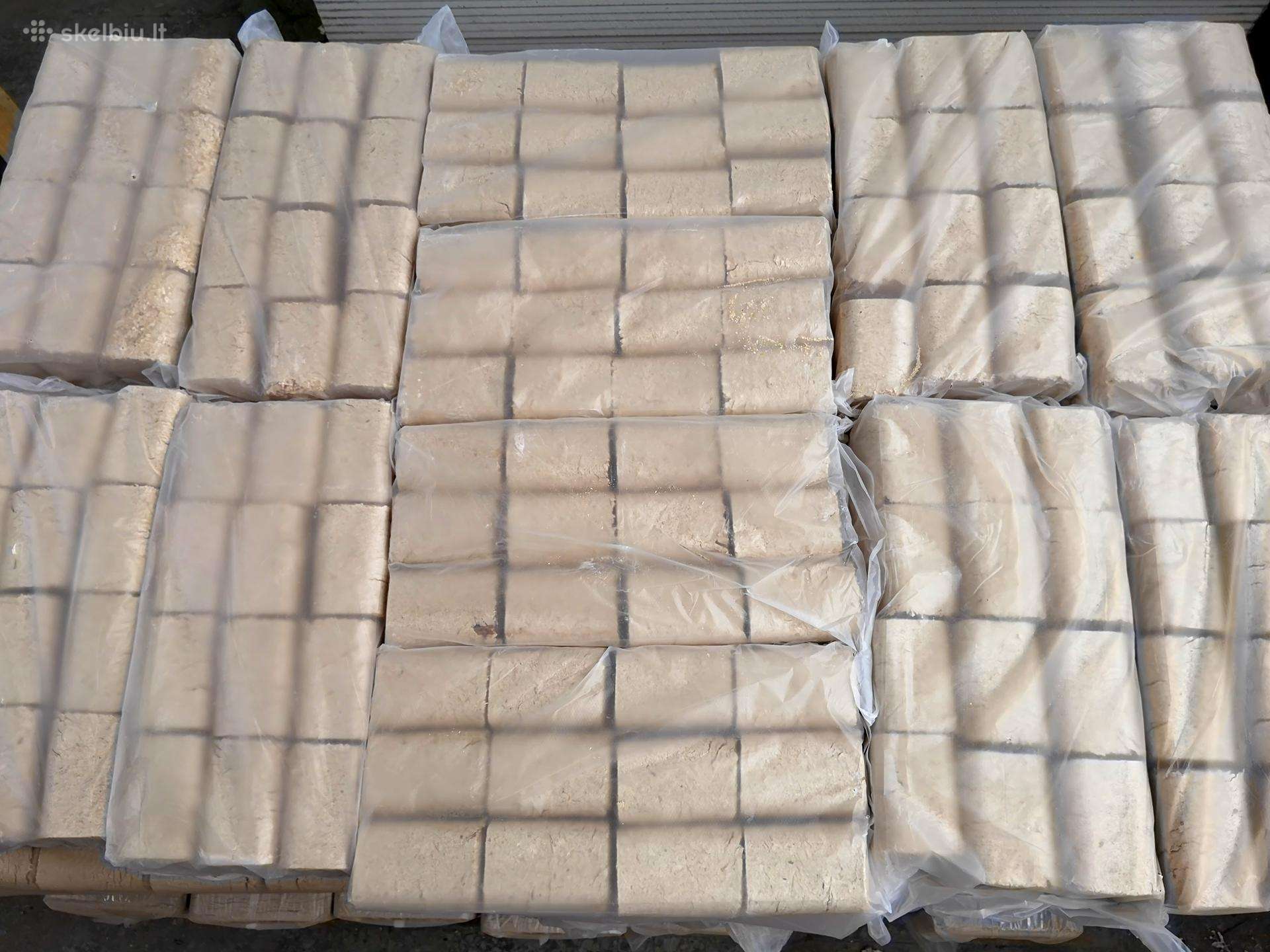 Briketai Granules +370