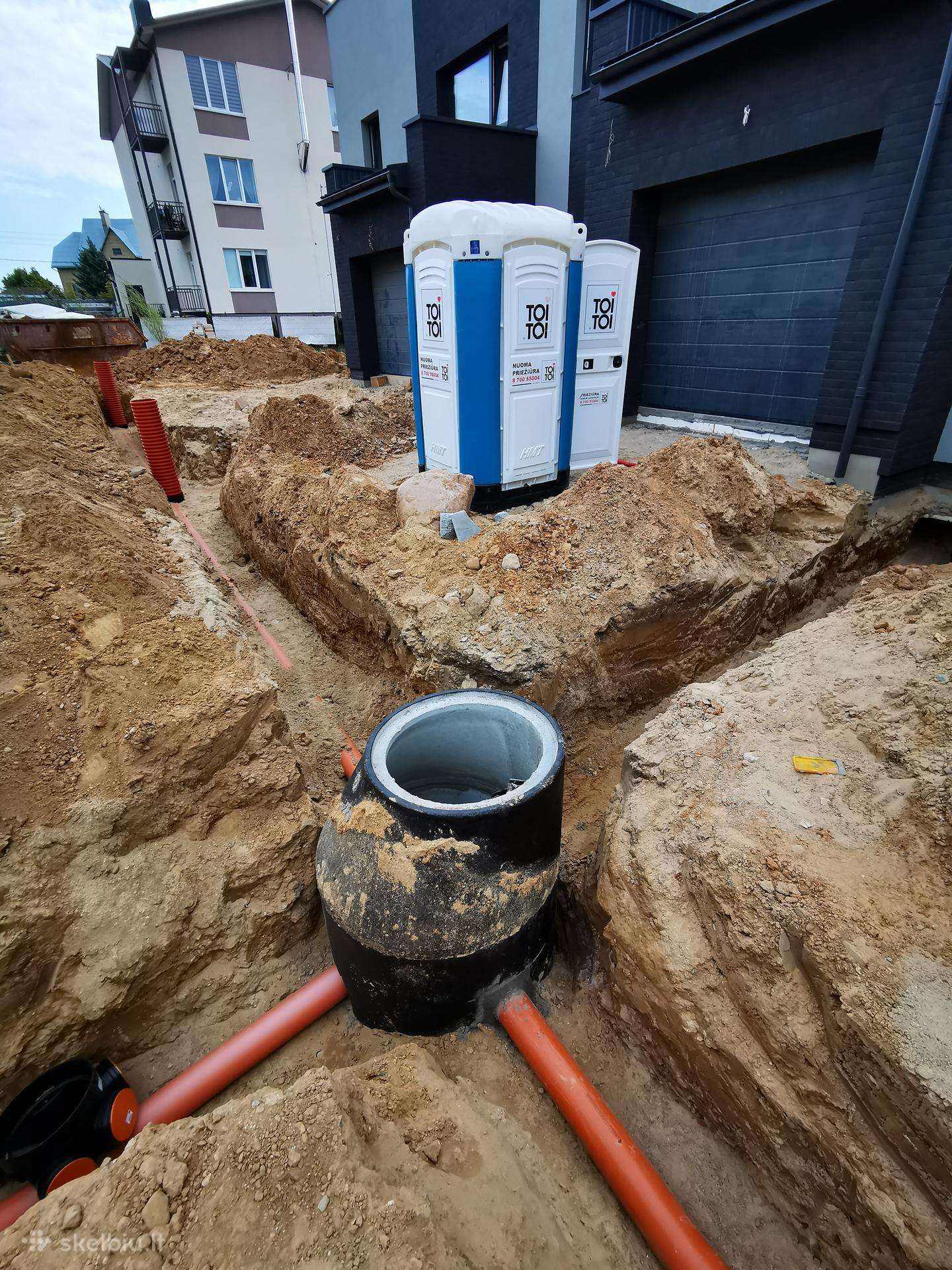 Vandentiekio, Nuotekų tinklų įrengimas